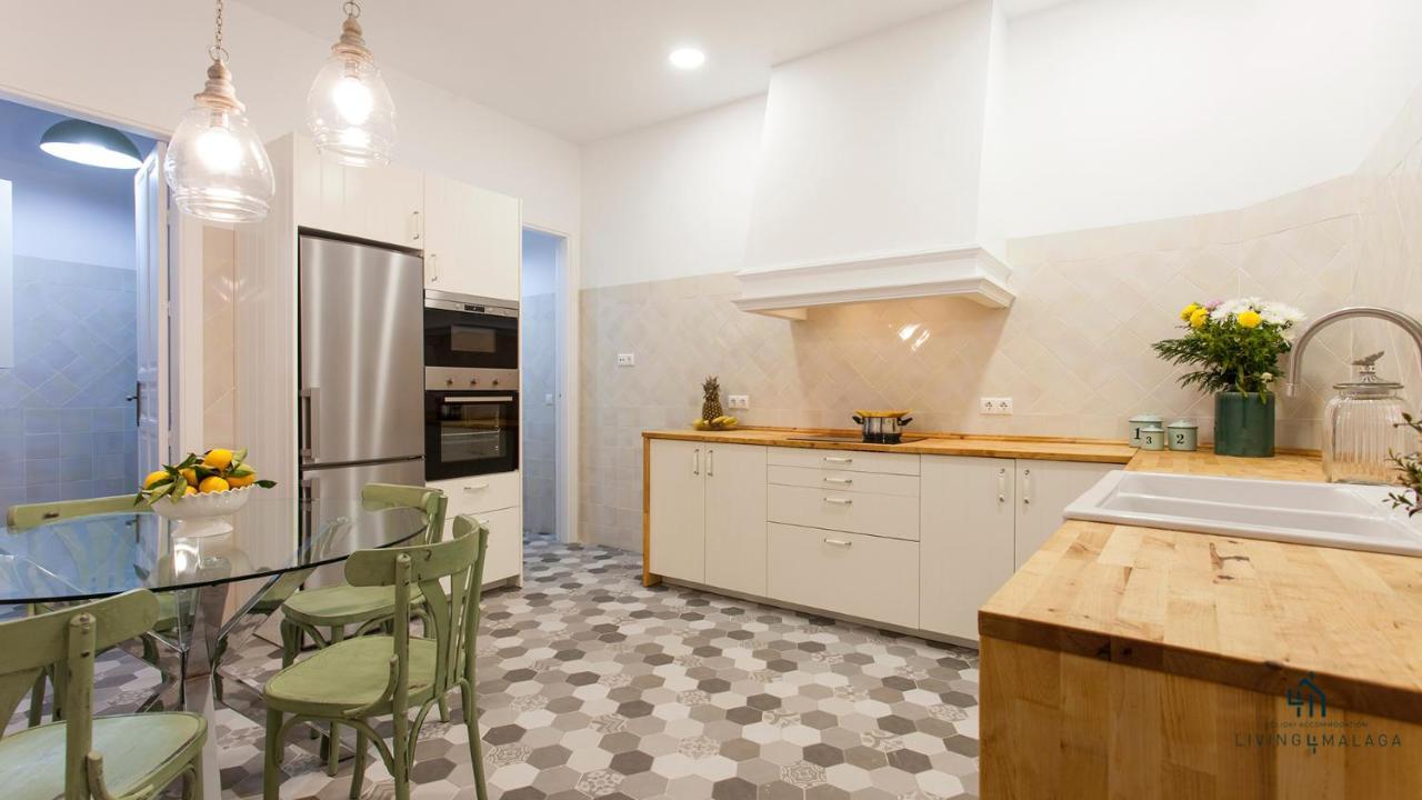 Living4Malaga Aduana Presidential Apartment Exterior photo